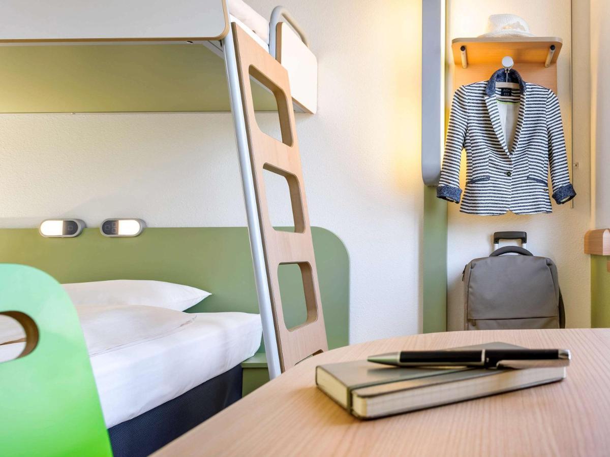 Ibis Budget Stains - Saint Denis - Universite Bagian luar foto